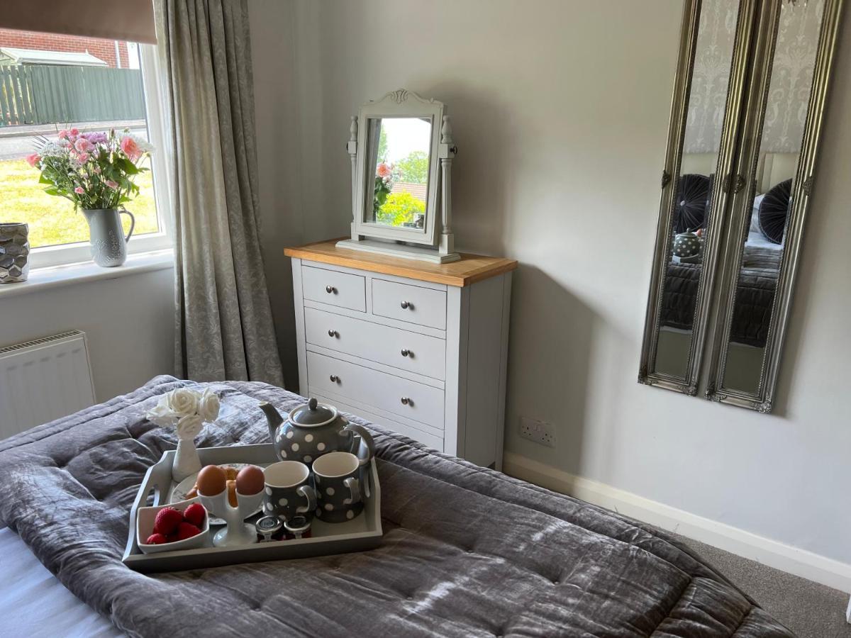Araucaria House Villa Whitby Luaran gambar